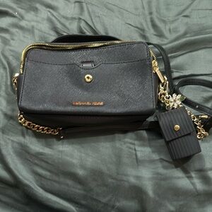 Michael Khors crossbody